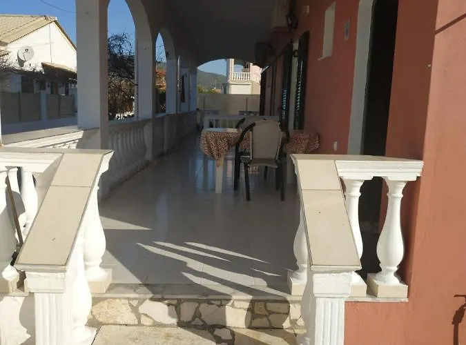 Gerekos And Apartman *