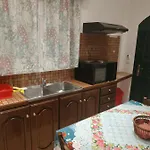דירה Gerekos And