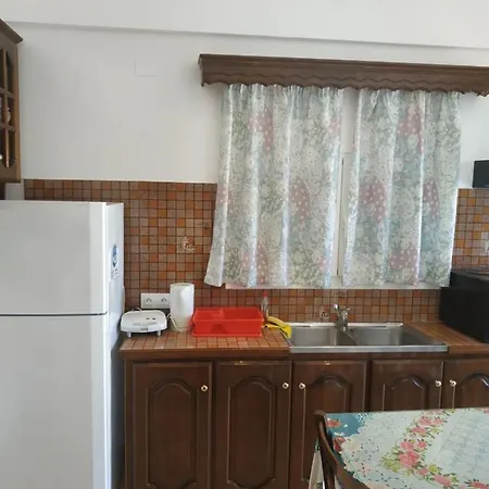Gerekos And Apartment