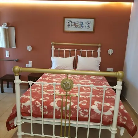 Appartement Gerekos And *