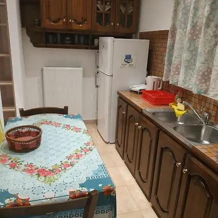 Gerekos And Lägenhet