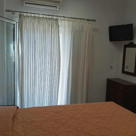 Gerekos And Apartment