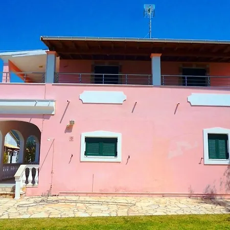Apartment Gerekos And