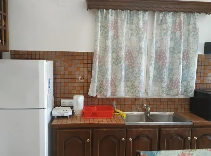 Gerekos And Lejlighed