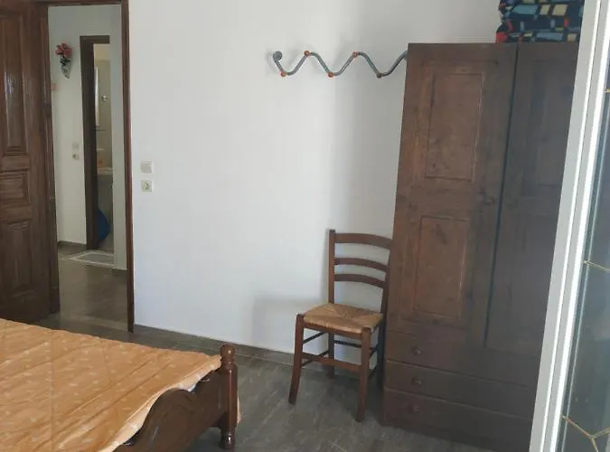 Gerekos And Lejlighed *