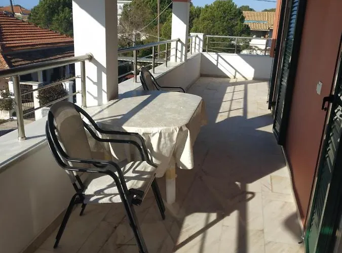 Appartement Gerekos And