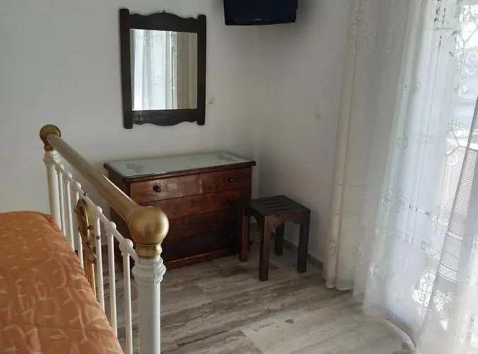 Gerekos And * Agios Georgios (Corfu)