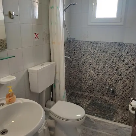 Appartamento Gerekos And *