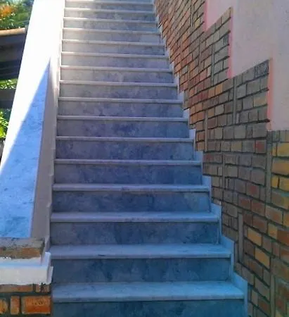 Appartamento Gerekos And